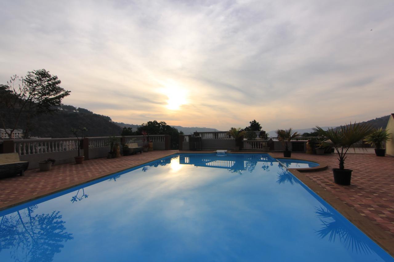 Mount View Executive Hotel Pancsgani Kültér fotó